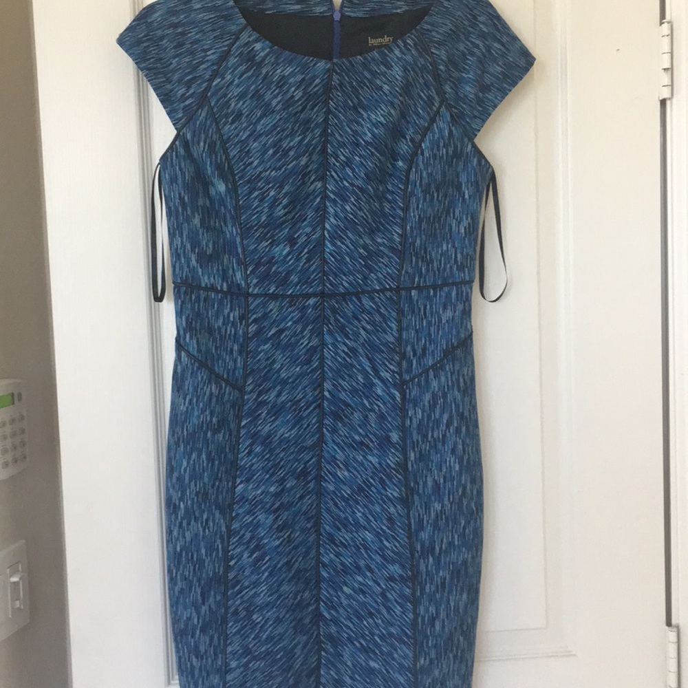 Laundry by Shelli Segal dress